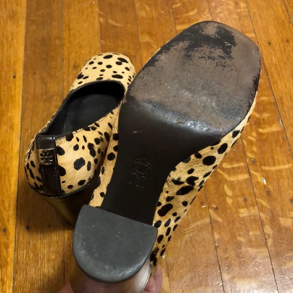 Tory Burch Animal Print Block Heels - Picture 6 of 7